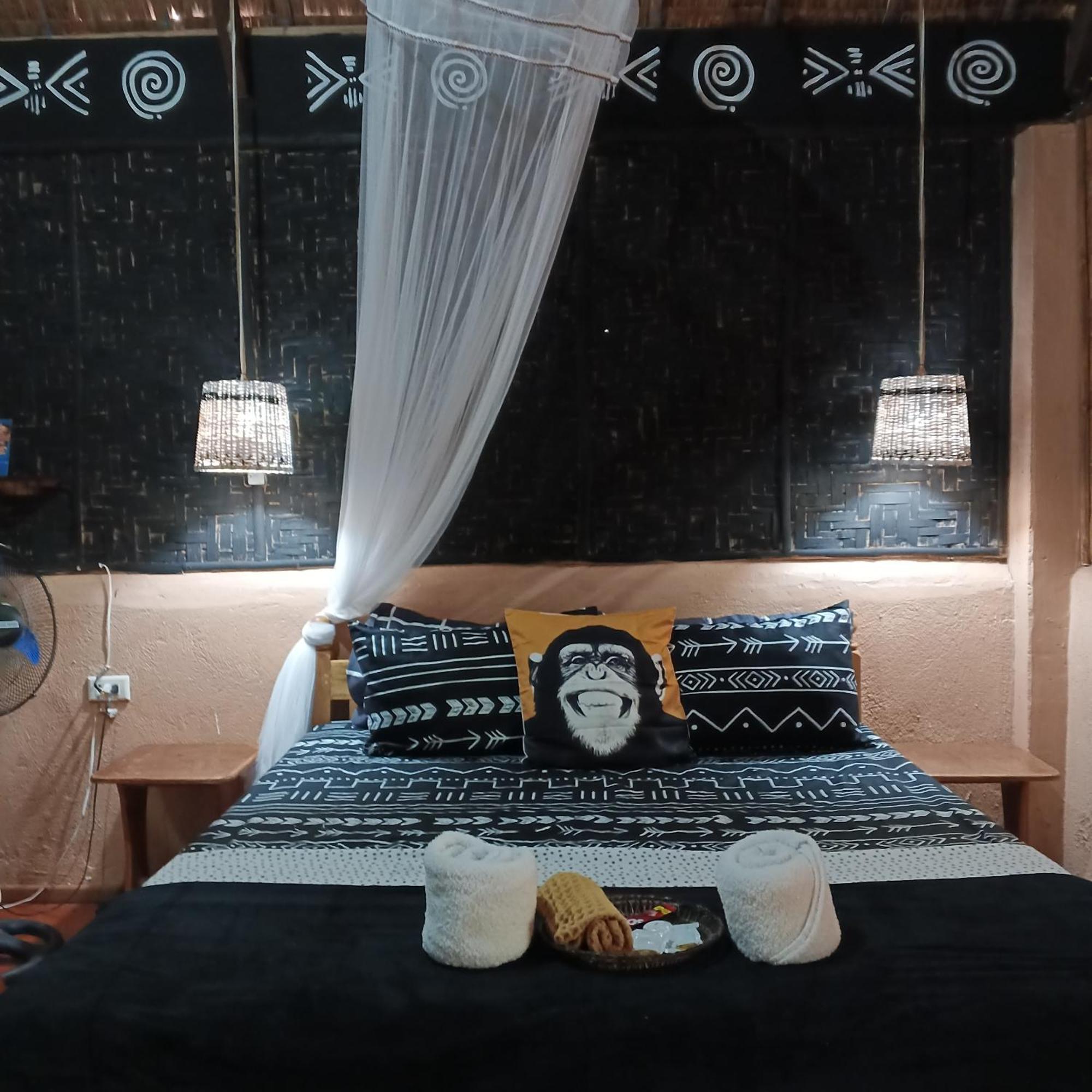 Two Crazy Monkeys Hotel Bakhawan Szoba fotó